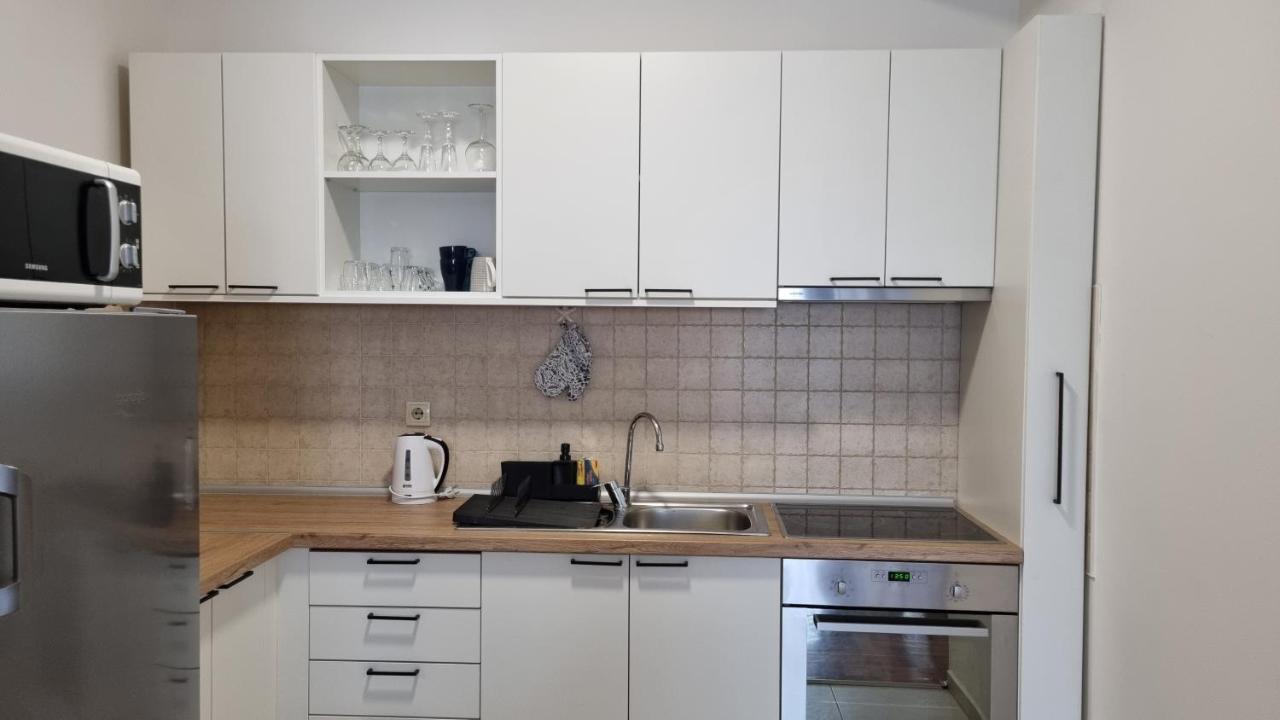 Grove Apartment + Free Parking Novi Sad Exterior photo